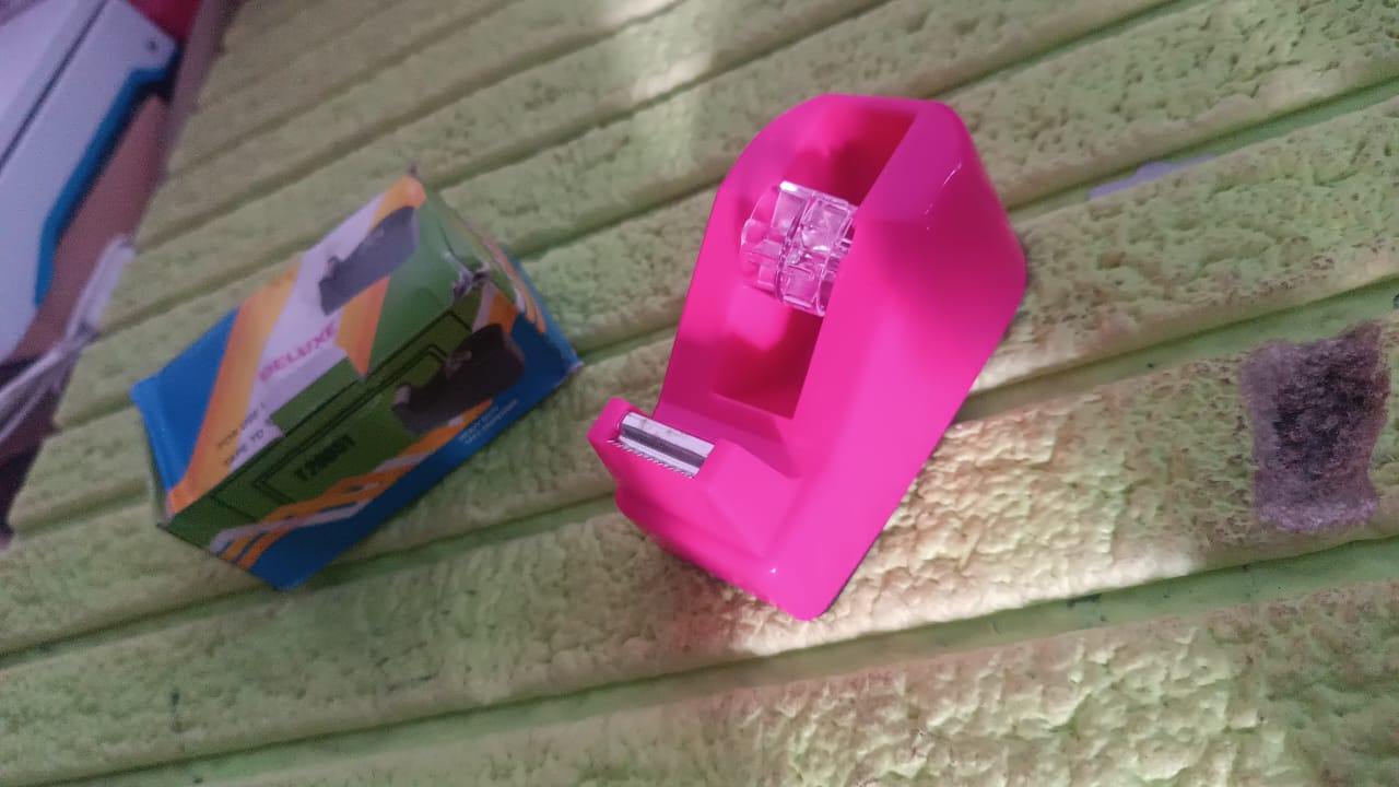Plastic Tape Dispenser Cutter for Home Office use (1 pc) Plastic Tape Dispenser Cutter for Home Office use (1 pc)